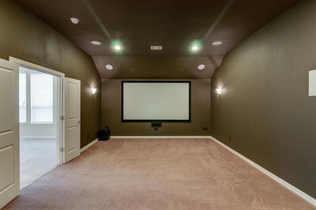 Building Photo - 1231 Huron Dr