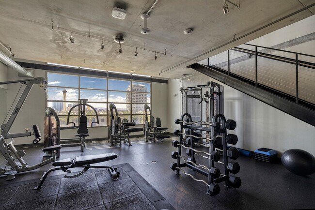 Building Photo - FULLY FURNISHED - JUHL - 2 BEDROOM 2 BATH WITH 2 PARKING SPACES