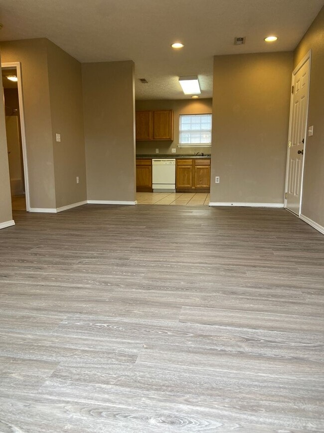 Building Photo - Condominium in Academy Commons