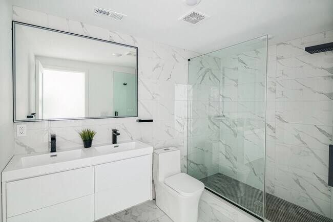 Building Photo - Hagert Street Estates