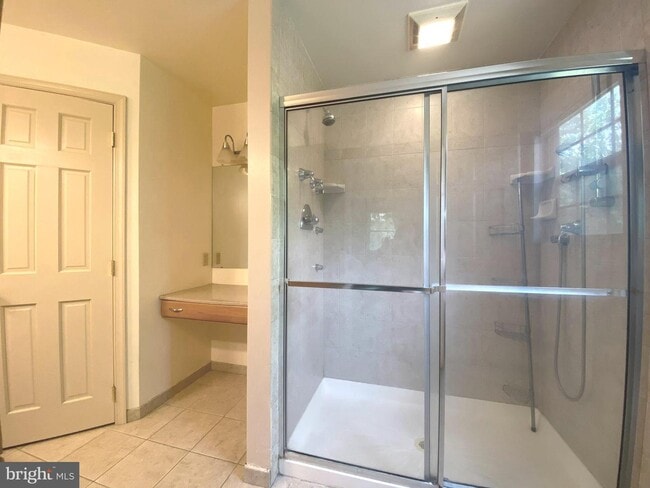 Building Photo - 199 Liberty Dr