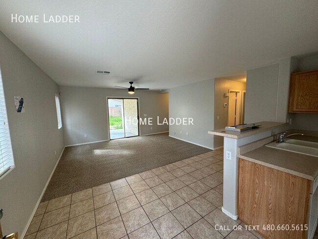 Building Photo - 44871 Gavilan Dr