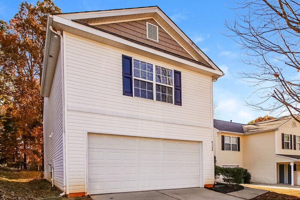 Building Photo - 5126 Grays Ridge Dr