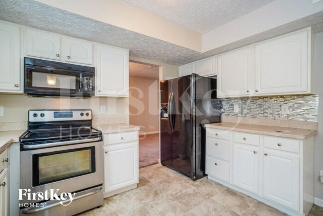 Building Photo - 3908 Genteel Dr
