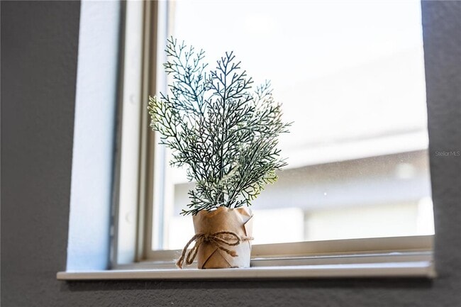 Building Photo - 5151 Ravena Ave E