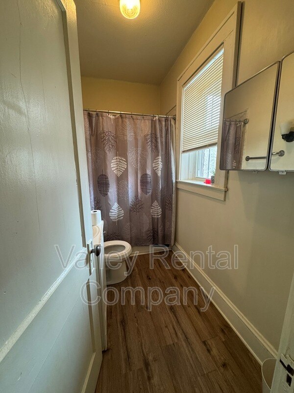 Building Photo - 329 Beech St