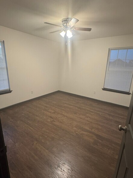 Building Photo - 6474 Rock Ridge Dr