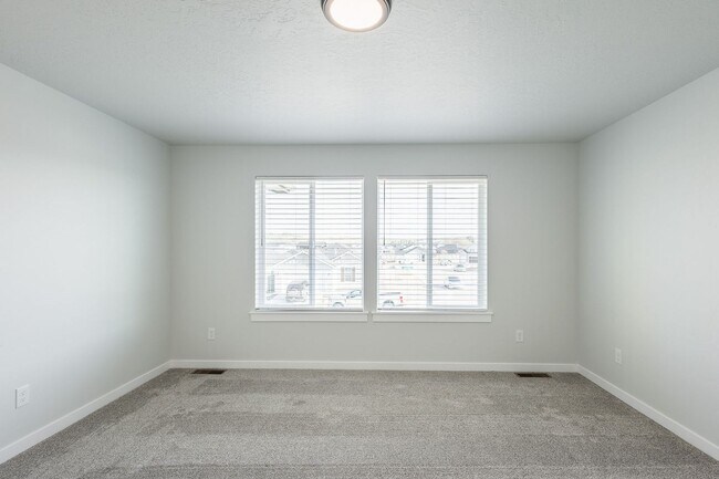 Building Photo - Brand New 4 Bed 2.5 Bath House in Star