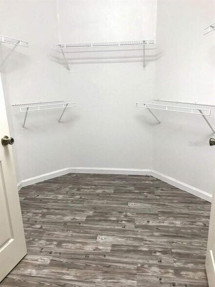 Building Photo - 2903 Grafton Dr