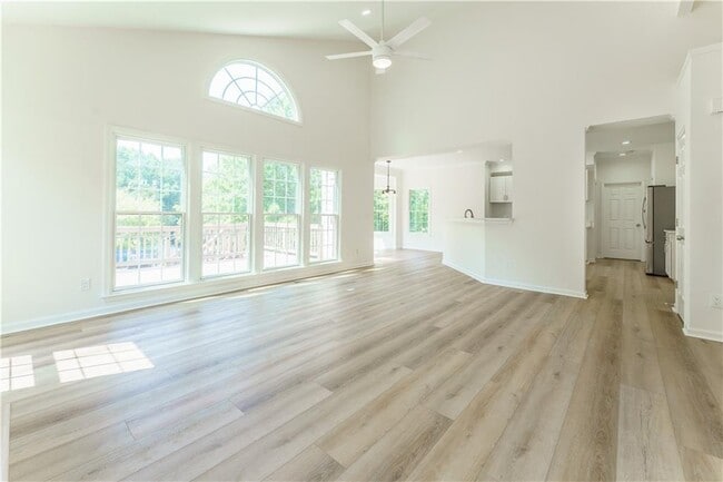 Building Photo - 3272 Pomarine Ln NW