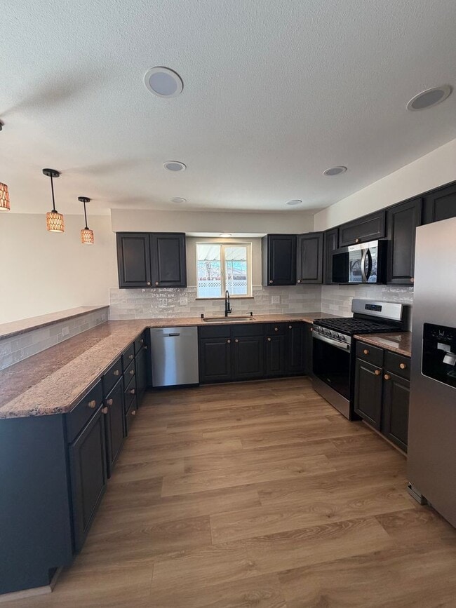 Building Photo - 509 Sonoma St