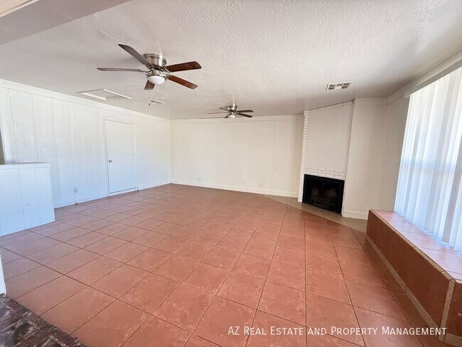 Building Photo - 8931 W Monterosa St