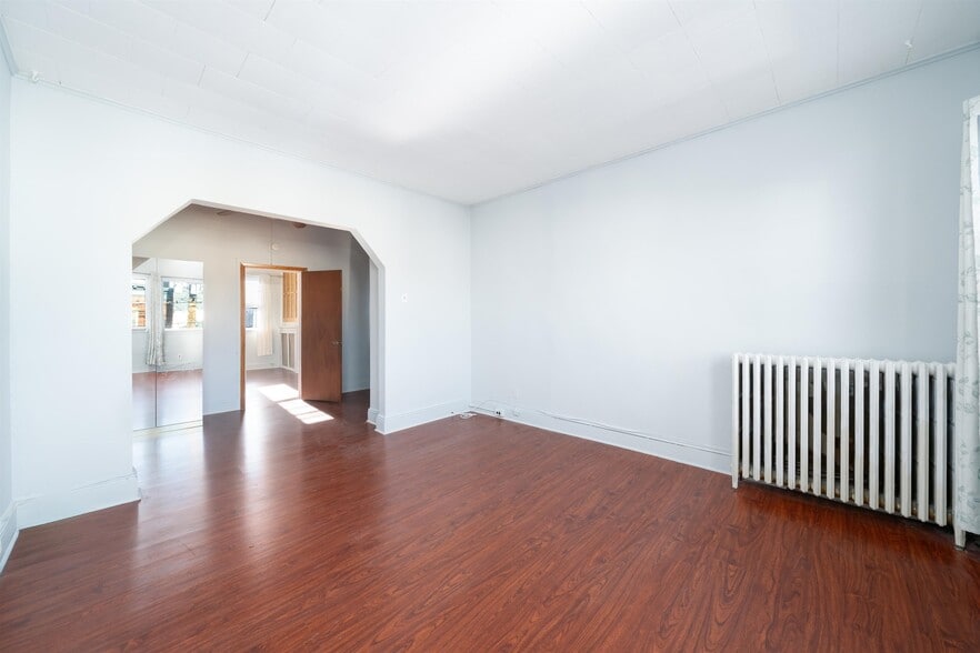 Building Photo - 159 North St