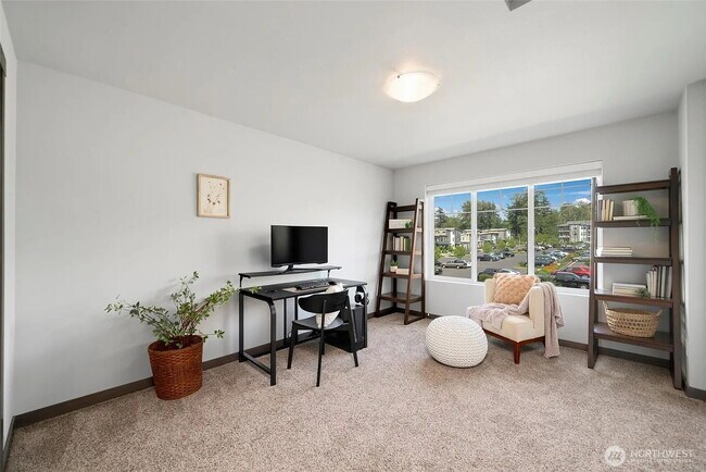 Building Photo - Modern 2-Bed, 2.5-Bath in Prime Location -...
