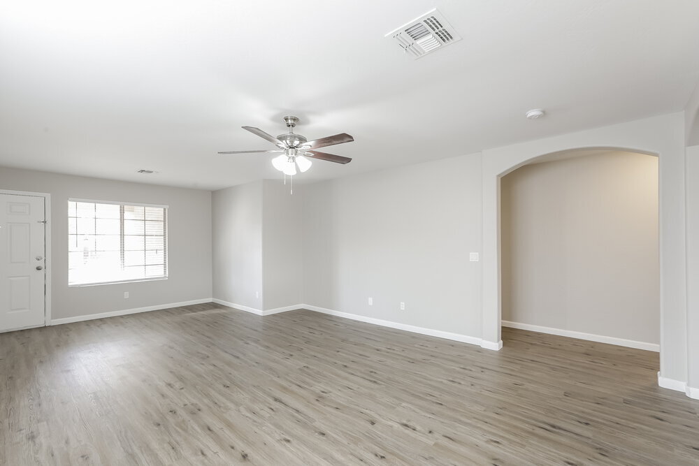 Building Photo - 10528 E Calypso Ave