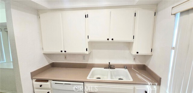 Building Photo - 630 W Dryden St