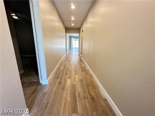 Building Photo - 3961 W Haleh Ave