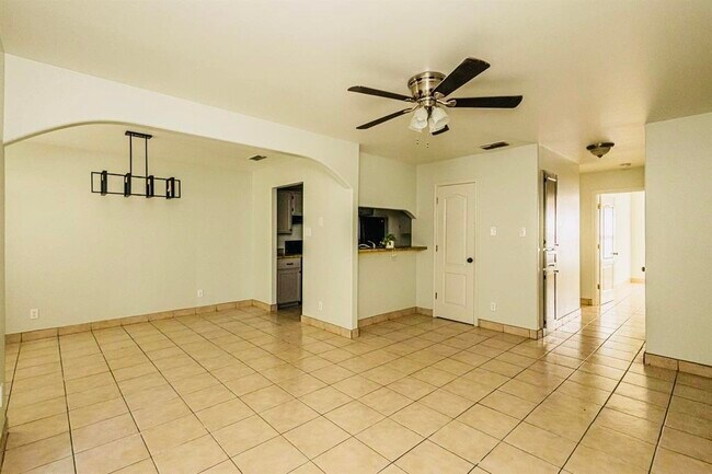 Building Photo - 1752 Tiara Trail