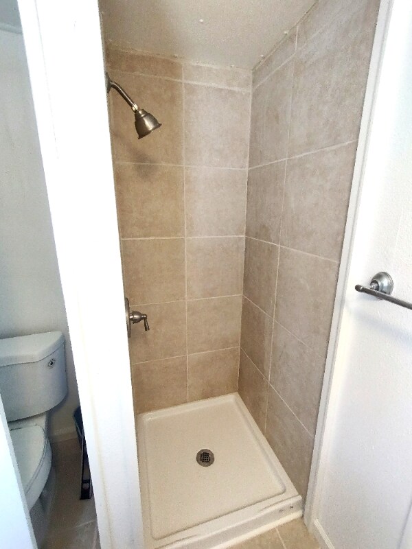 Building Photo - 900 9th Ave E