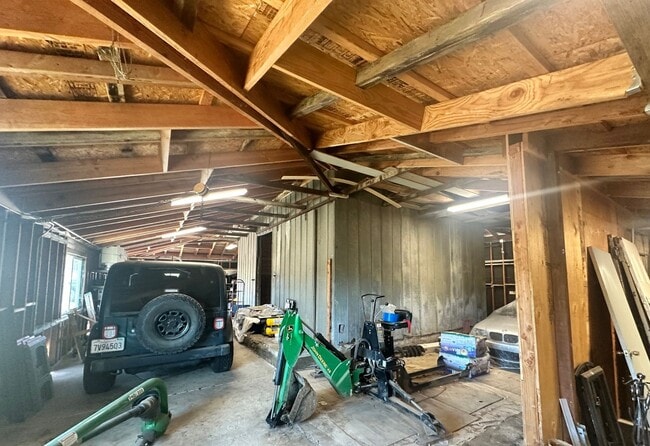 Building Photo - Watsonville: Tranquil Home & Ranch/Farm on...