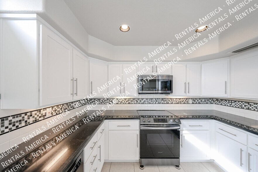 Building Photo - 7400 E Gainey Club Dr