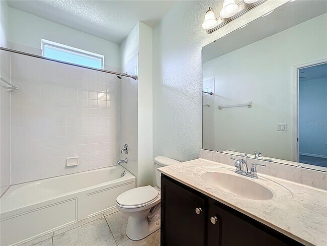 Building Photo - 8865 Della Scala Cir