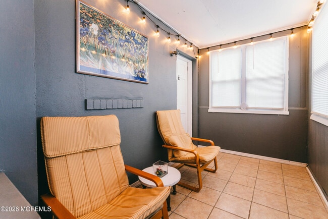 Building Photo - 13 Decatur Ave