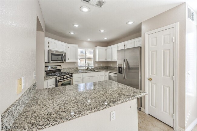 Building Photo - 1453 Rothwell Ct