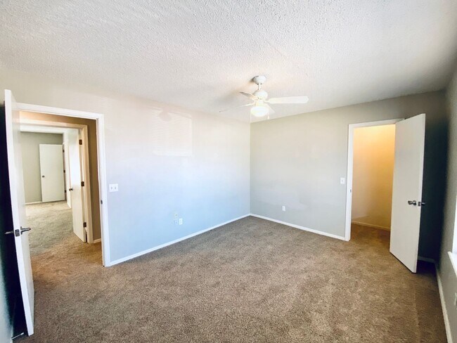 Building Photo - Move-In Ready 3 Bed 2 Bath In Union School...