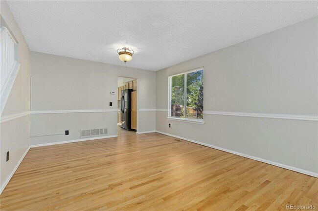 Building Photo - 9890 Concord Pl