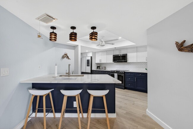 Building Photo - 3150 N Hwy A1A