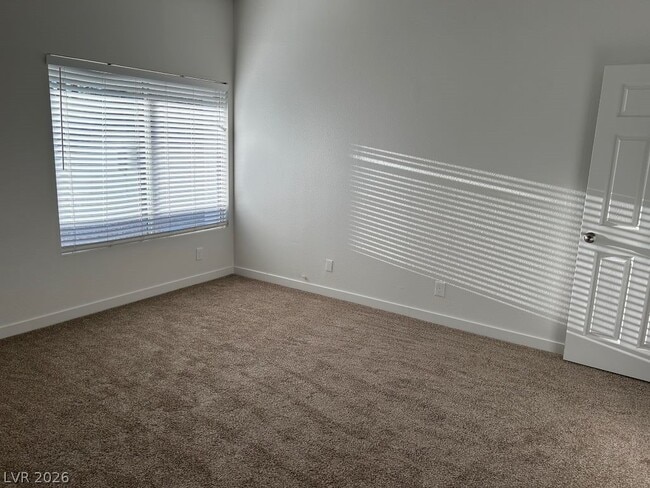 Building Photo - 2025 Big Bend Way