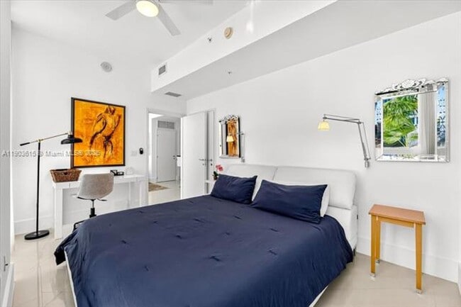 Building Photo - 50 South Pointe Dr