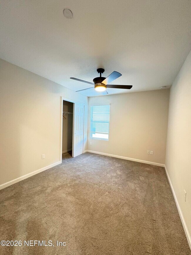 Building Photo - 838 5th Ave S