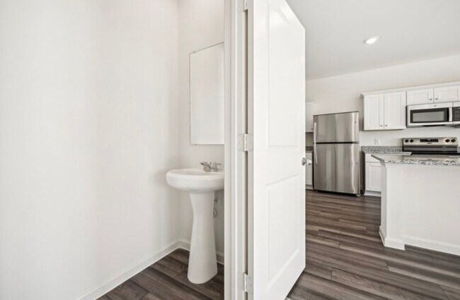 Building Photo - 6147 Emperor Pnes Trl