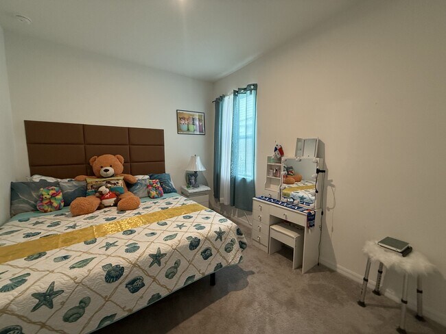 Building Photo - 3182 Amaranth St