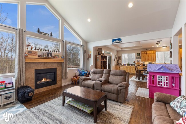 Building Photo - 4051 E Birch View Dr