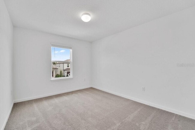 Building Photo - 33460 Binding Ties Ln