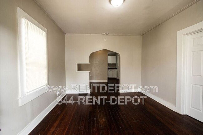 Building Photo - 1136 Jefferson Ave
