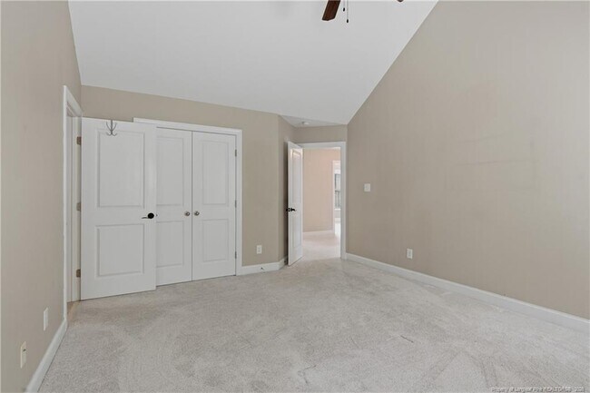 Building Photo - 138 Valley Pines Cir