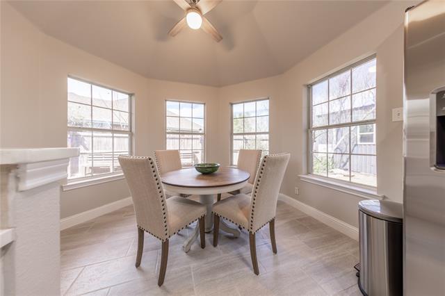 Building Photo - 801 Dickerson Cir