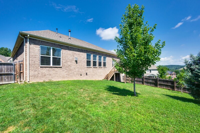 Building Photo - 1613 Lampwick Ct