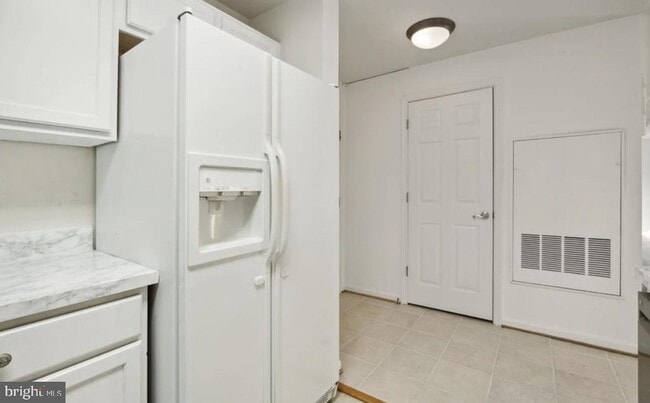 Building Photo - 4151 Castlecary Ln