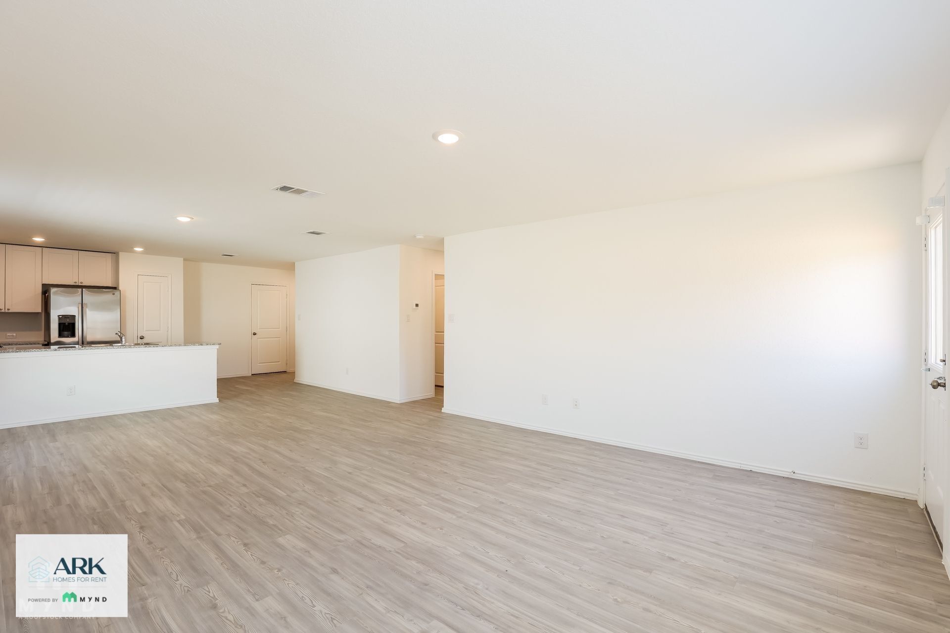 Building Photo - 2726 Robles St