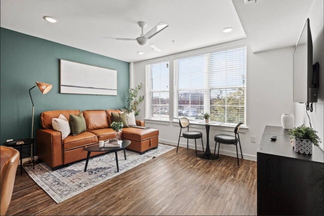 Building Photo - 120 N Madison Ave