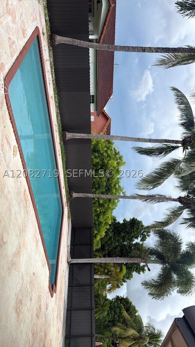 Building Photo - 15129 SW 173rd Terrace