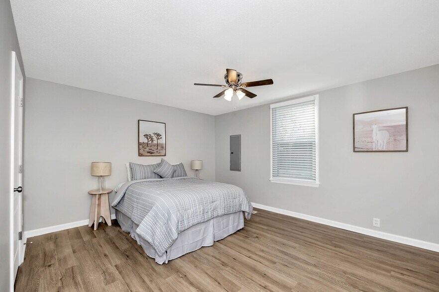 Building Photo - 3706 Emm Ell St SW