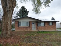 Building Photo - Beautiful 3 Bedroom Home in Loveland