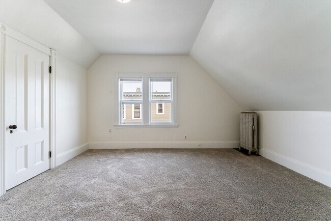 Building Photo - 247-249-249 Park St