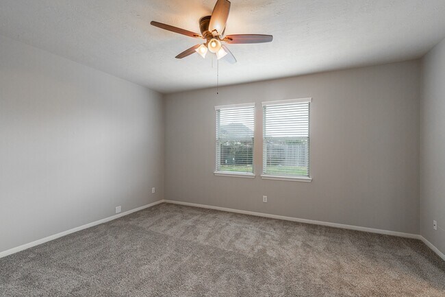 Building Photo - 14319 Heath Falls Ln